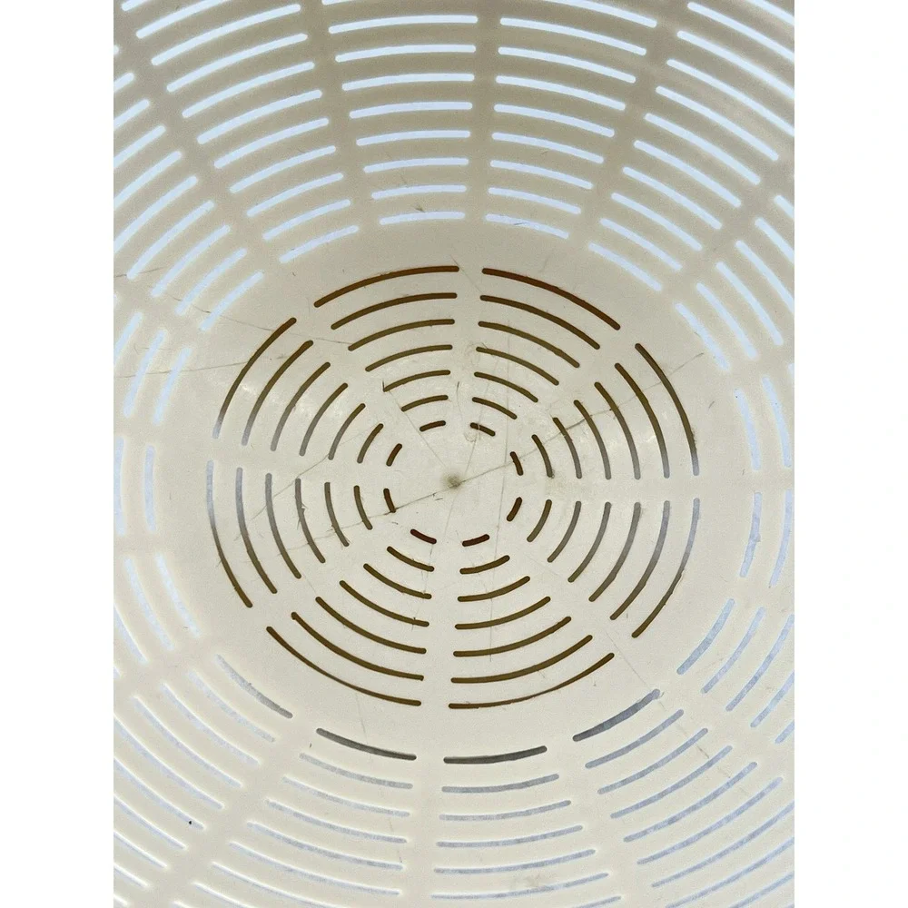 Vintage Plastic Colander Strainer Bowl 11